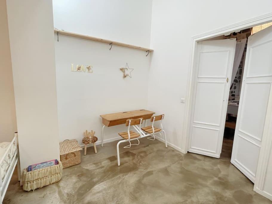 Logis Du Chandelier Appartement *